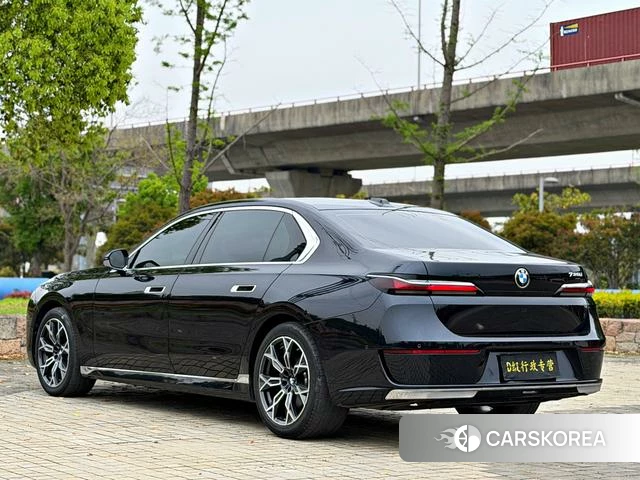BMW 7 series id 4264655 из Китая 11