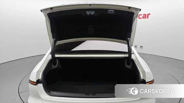 Hyundai Grandeur (GN7) id 3940328 из Кореи 11