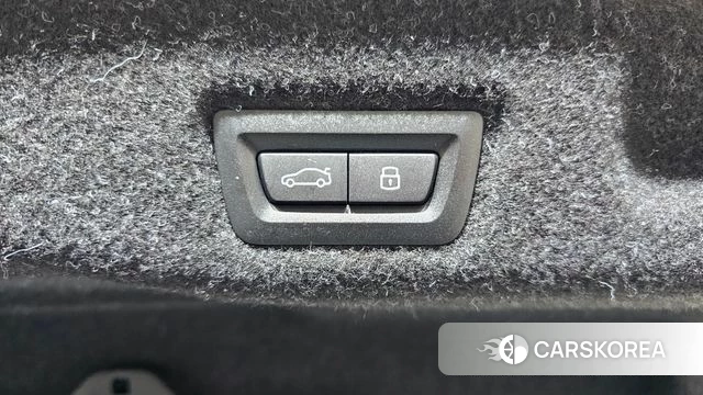 BMW 5 Series (G60) id 4329525 из Кореи 11