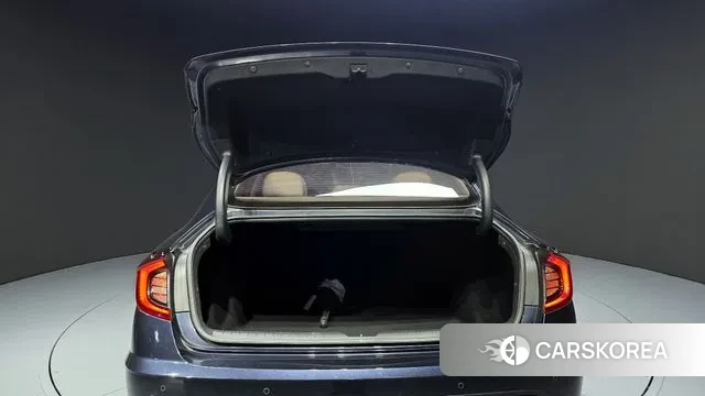 Hyundai Sonata (DN8) id 3677245 из Кореи 11