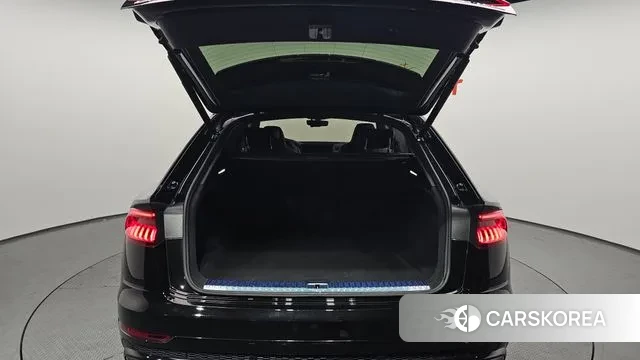 Audi Q8 (4M) id 3776291 из Кореи 11