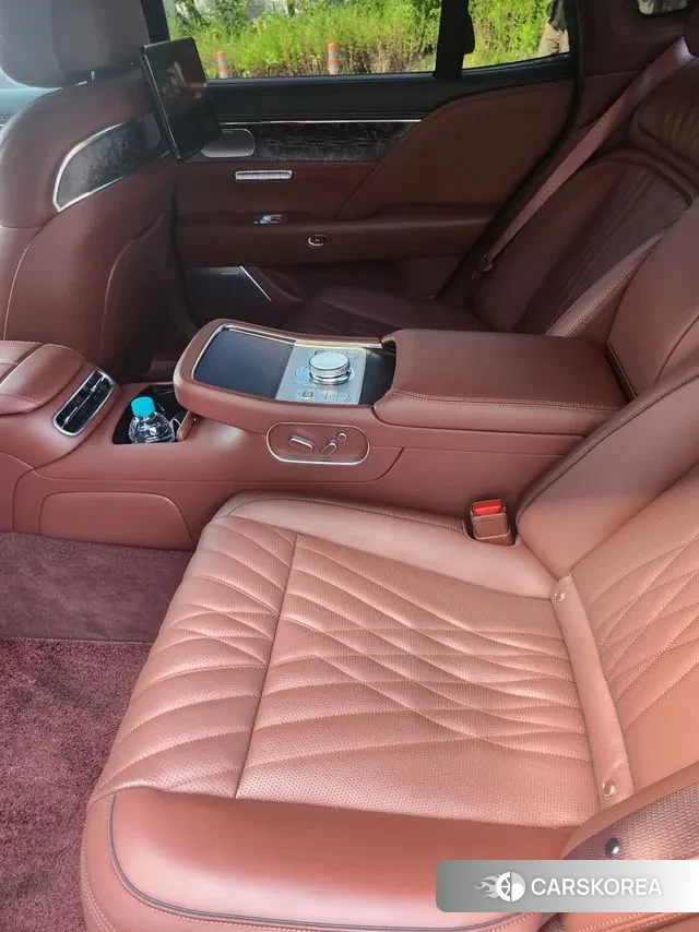 Genesis G90 (RS4) id 3002720 из Кореи 11