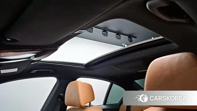 BMW 5 Series (G30) id 2931895 из Кореи 11