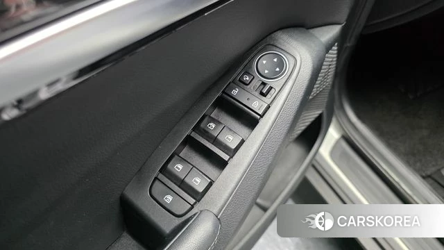 Kia Seltos id 4676737 из Кореи 11