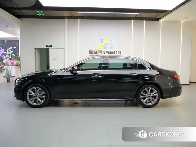 Mercedes-Benz E-Class id 4387375 из Китая 11