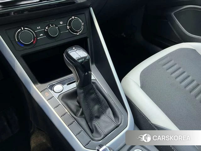 Volkswagen Polo id 4256476 из Китая 11