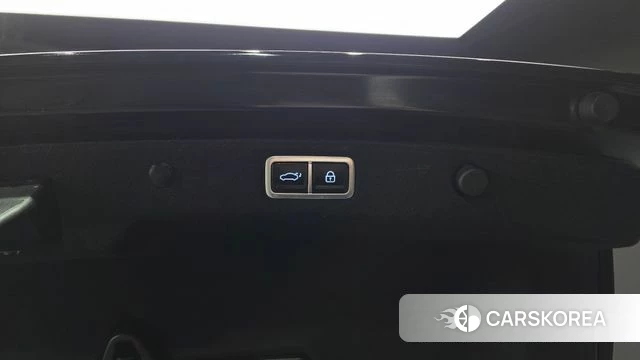 Hyundai Grandeur Hybrid (GN7) id 3891875 из Кореи 11