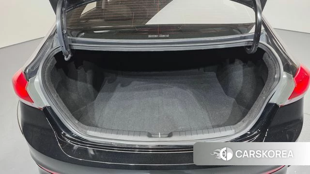 Hyundai Avante AD id 4850095 из Кореи 11