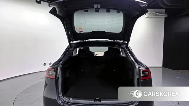 Tesla Model Y id 3585938 из Кореи 11