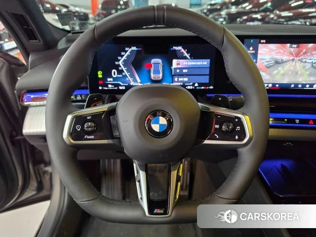 BMW 5 Series (G60) id 4392459 из Кореи 11