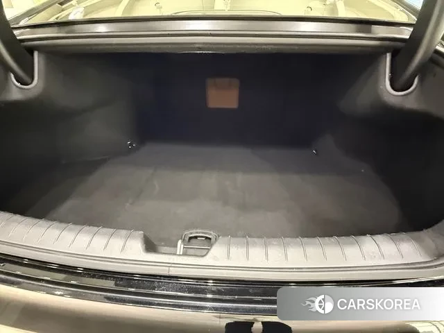 Hyundai Grandeur Hybrid (GN7) id 3020884 из Кореи 11