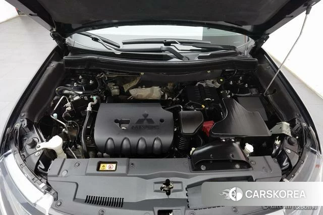 Mitsubishi  Outlander id 4210244 из Китая 11