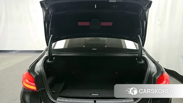 BMW 5 Series (G30) id 3598136 из Кореи 11