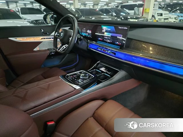 BMW 7 Series (G70) id 4194209 из Кореи 11