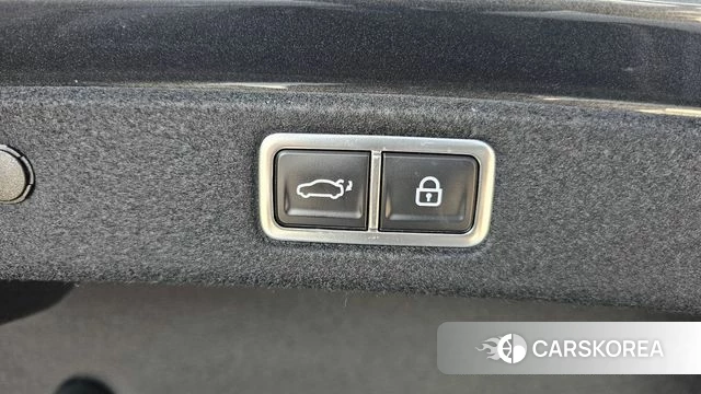 Hyundai Grandeur Hybrid (GN7) id 4387855 из Кореи 11