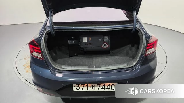 Hyundai The New Avante AD id 4849696 из Кореи 11
