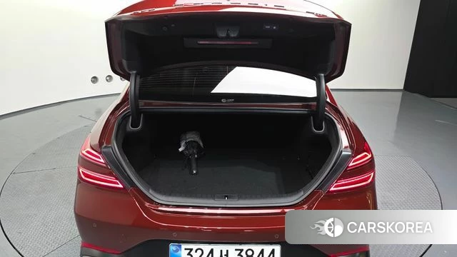 Genesis The New G70 id 3902387 из Кореи 11