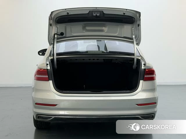 Volkswagen Lavida id 4211347 из Китая 11