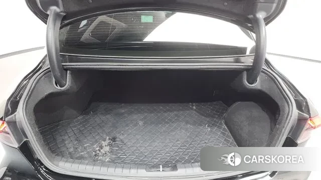 Hyundai The New Grandeur IG Hybrid id 3378245 из Кореи 11