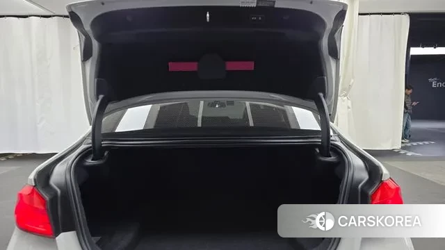 BMW 5 Series (G30) id 3504931 из Кореи 11