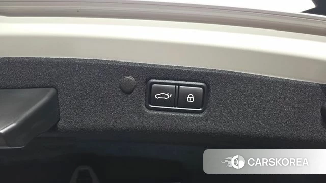 Hyundai The New Grandeur IG Hybrid id 4324260 из Кореи 11