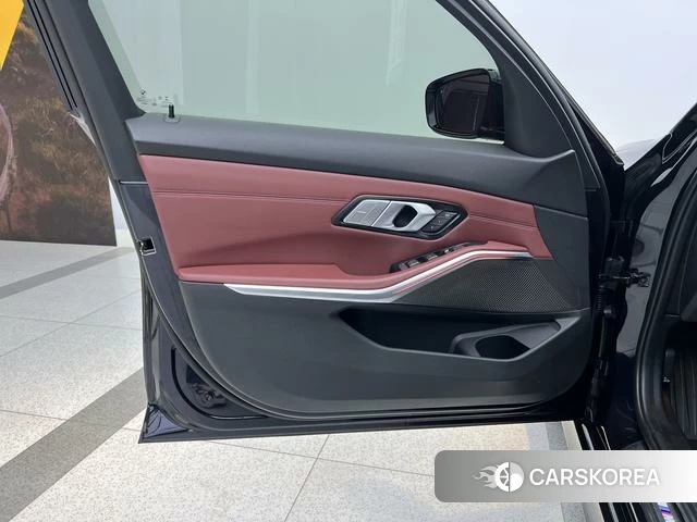 BMW 3 series id 4335099 из Китая 11