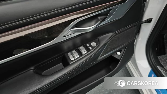 BMW 7 Series (G11) id 3893664 из Кореи 11