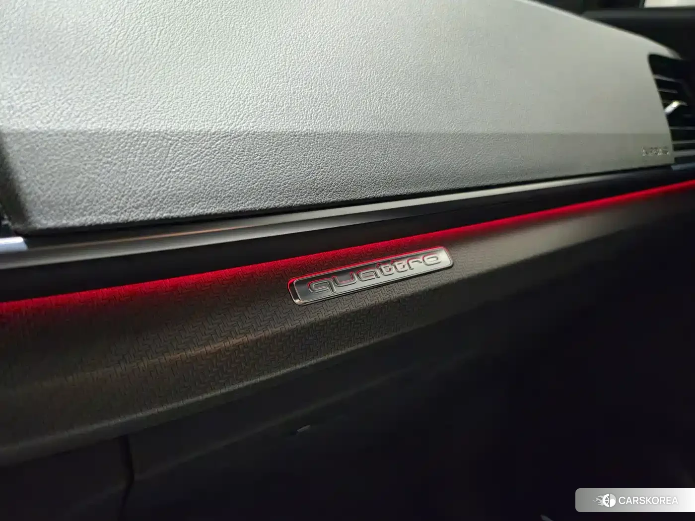 Audi Q5L id 4545894 из Китая 11