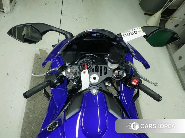 Yamaha YZF-R1 id 4182805 из Японии 11