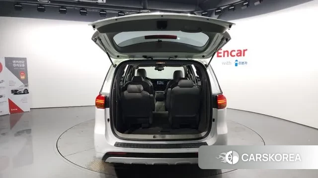 Kia All New Carnival id 3055762 из Кореи 11