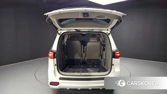 Kia The New Carnival id 2995369 из Кореи 11