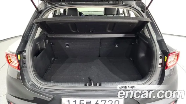 Kia Stonic id 2839272 из Кореи 11