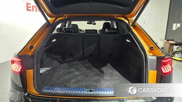 Audi Q8 (4M) id 3954643 из Кореи 11