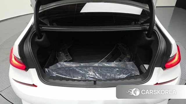 BMW 3 Series (G20) id 4642497 из Кореи 11