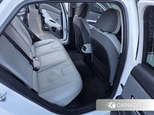 Hyundai Avante Hybrid (CN7) id 3586922 из Кореи 11