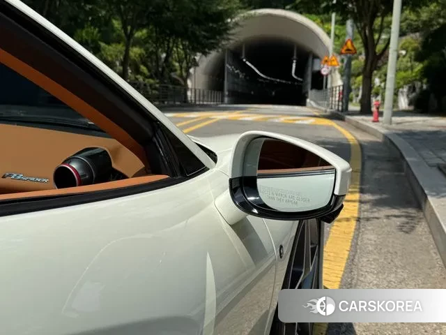 Ferrari F8 Spider id 3068624 из Кореи 11