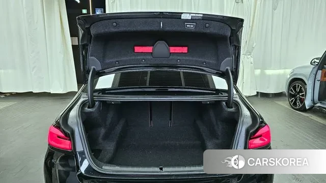 BMW 5 Series (G30) id 3032916 из Кореи 11