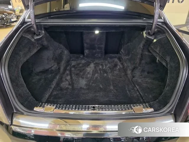 Rolls-Royce Phantom id 3612572 из Кореи 11