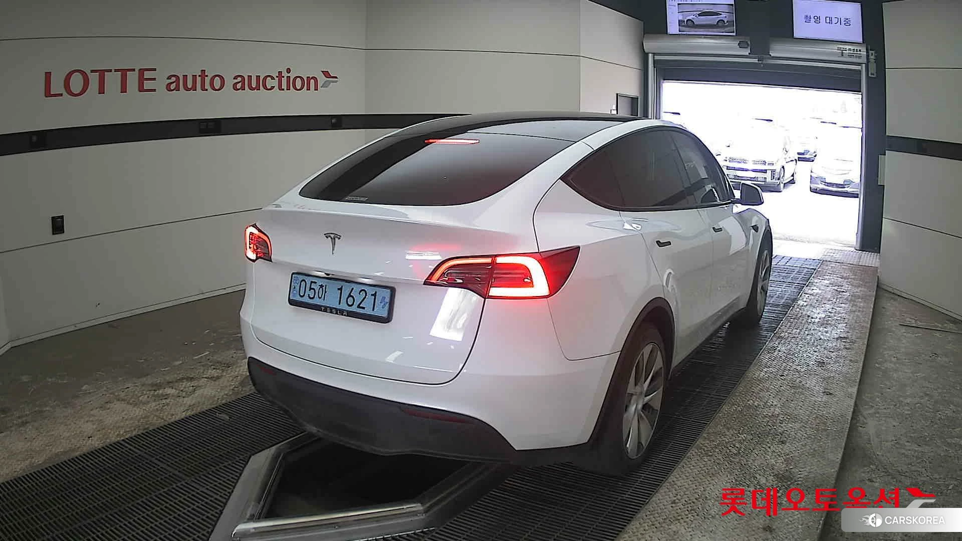 Tesla Model Y RWD id 3888283 из Кореи 11