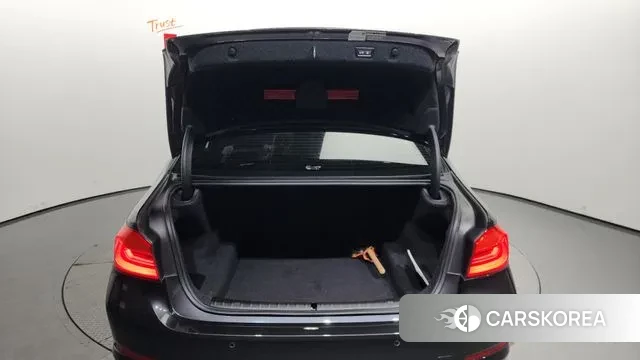 BMW 5 Series (G30) id 3203488 из Кореи 11