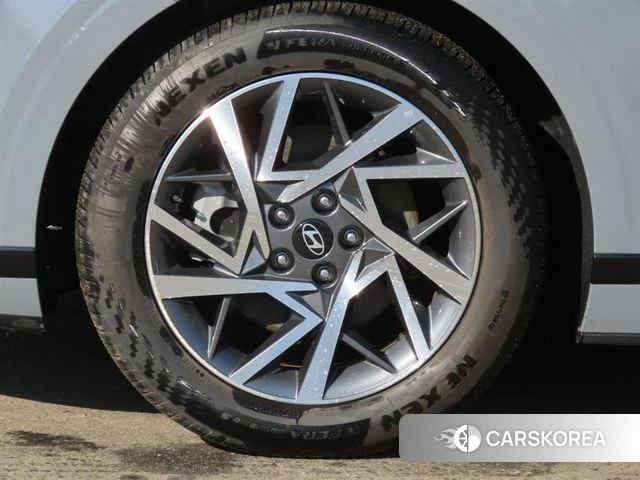 Hyundai Grandeur (GN7) id 3964242 из Кореи 11