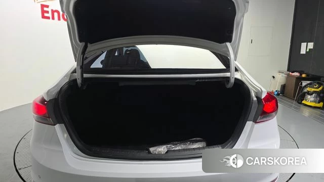 Hyundai Avante AD id 4662943 из Кореи 11