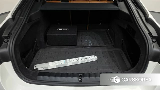 BMW i4 id 4550075 из Кореи 11
