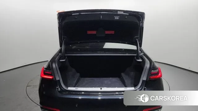 BMW 7 Series (G11) id 2975779 из Кореи 11