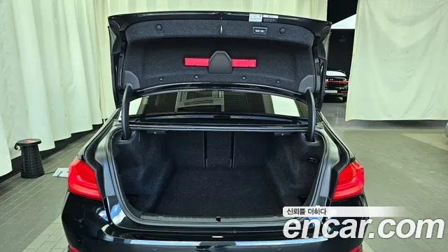 BMW 5 Series (G30) id 2210686 из Кореи 11