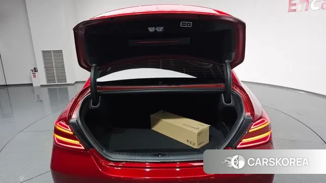 Genesis The New G70 id 3196165 из Кореи 11