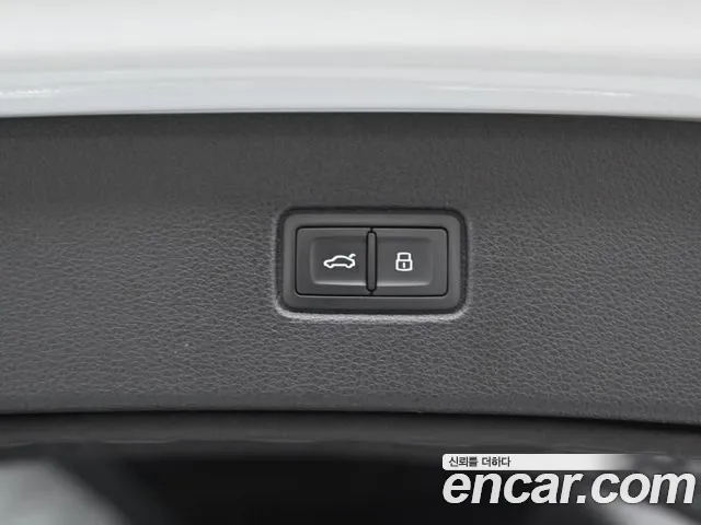Audi Q7 (4M) id 2289642 из Кореи 11