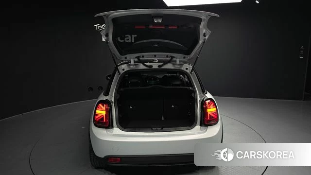 Mini Cooper Electric id 4201944 из Кореи 11