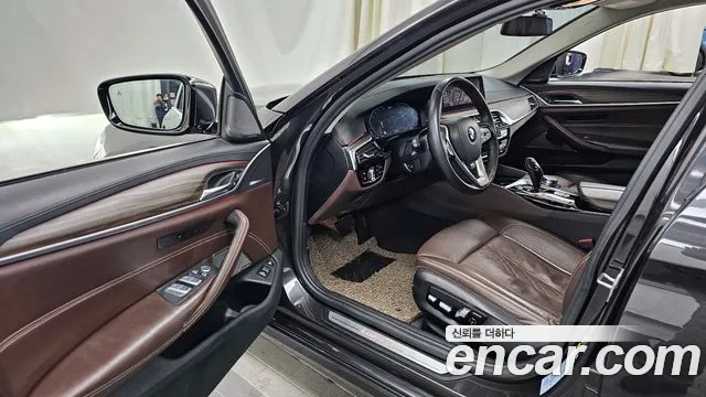 BMW 5 Series (G30) id 2668803 из Кореи 11