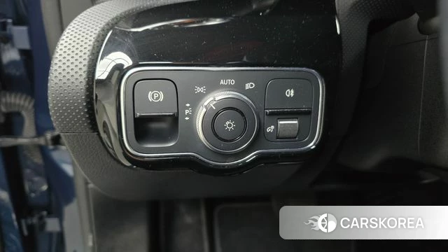 Mercedes-Benz A-Class W177 id 4542248 из Кореи 11
